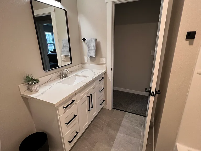 2502 Castle Pines Dr — Photo 10