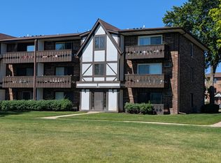 1003 Centurion Ln APT 7, Vernon Hills, IL 60061