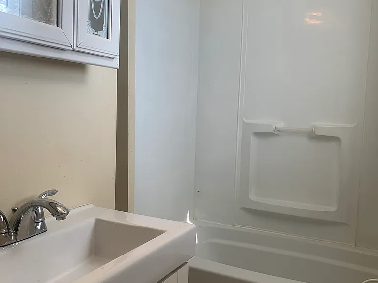 3 Hawkes St #2 — Photo 8