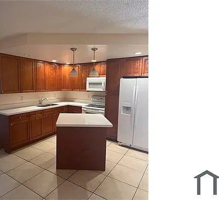 3 bed, 1167 sqft, $3,200 — Photo 2