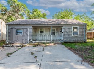 2214 E Random Rd, Wichita, KS 67214