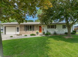 835 Roeser St, Freeland, MI 48623