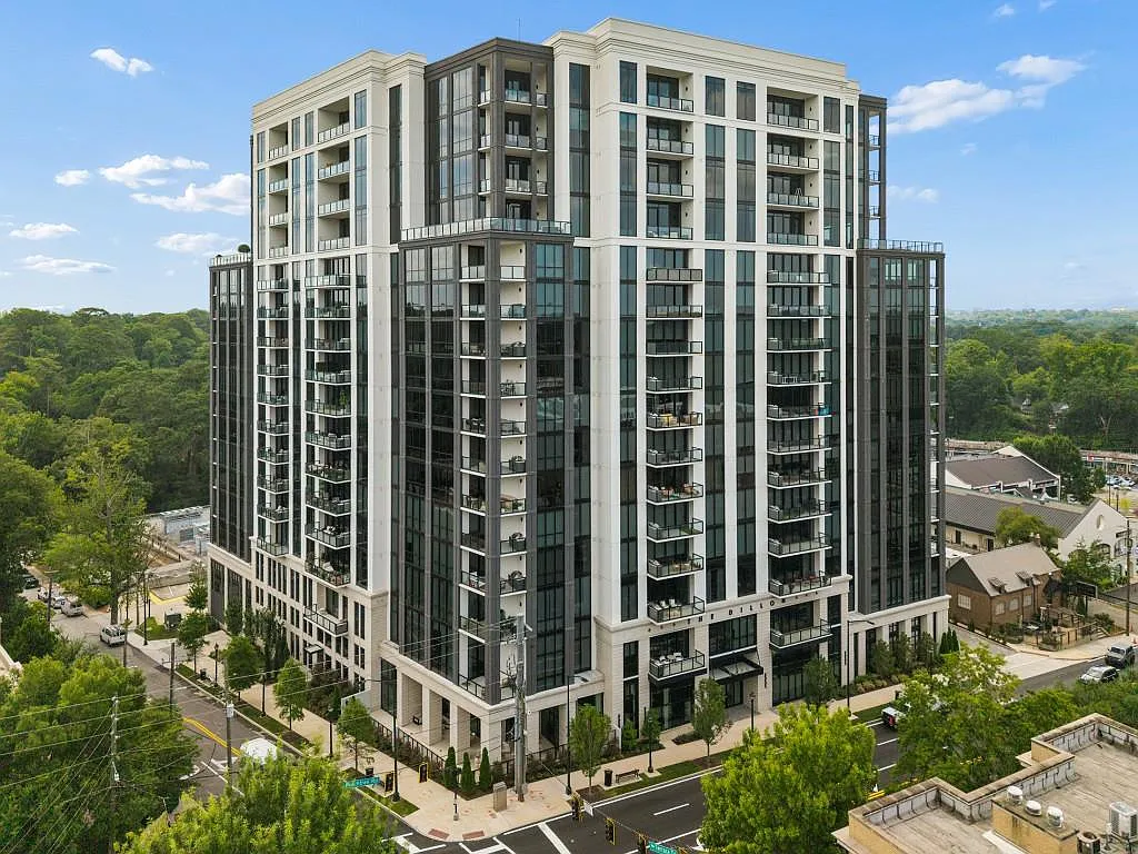 2 bed, 2.0 bath, 1527 sqft, $8,500 — Photo 1