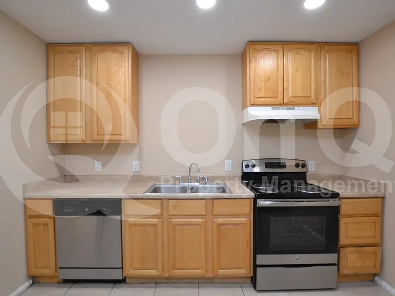 8118 N 29th Ave — Photo 3