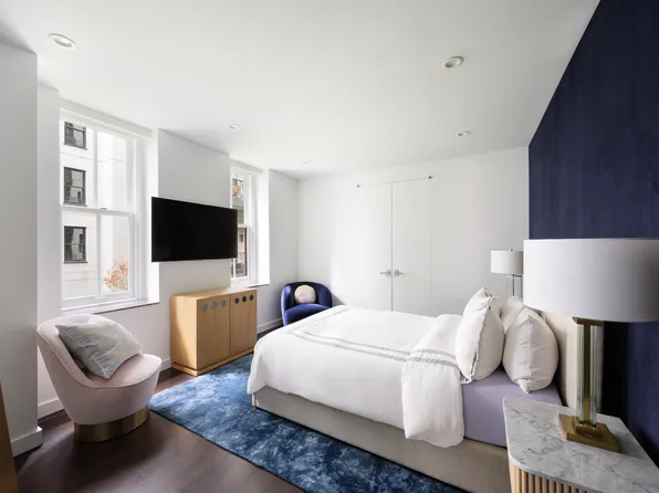 39 North Moore Street image 11 of 14