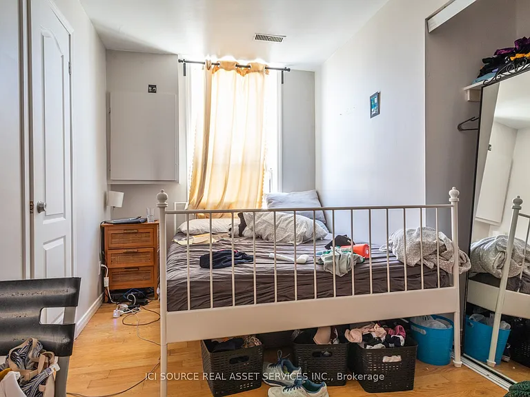 693 Euclid Ave #2 — Photo 10