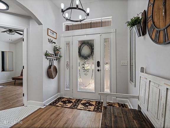 4th image of 571 PINE CREST Court