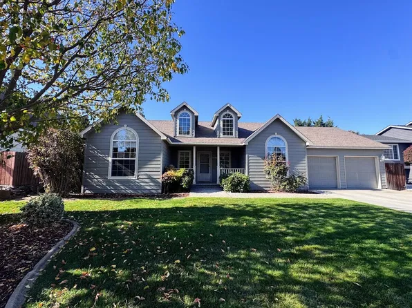 1476 Fuller Street, Wenatchee, WA 98801