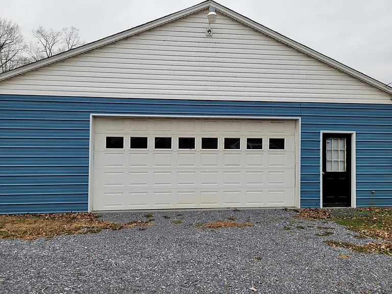 3346 Branch Ln — Photo 1