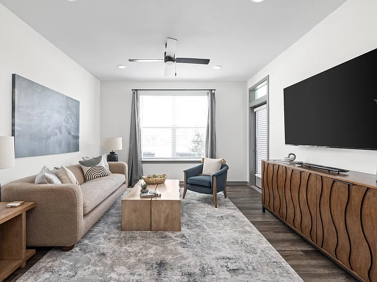 Standard441 Luxury Apartments — Photo 20