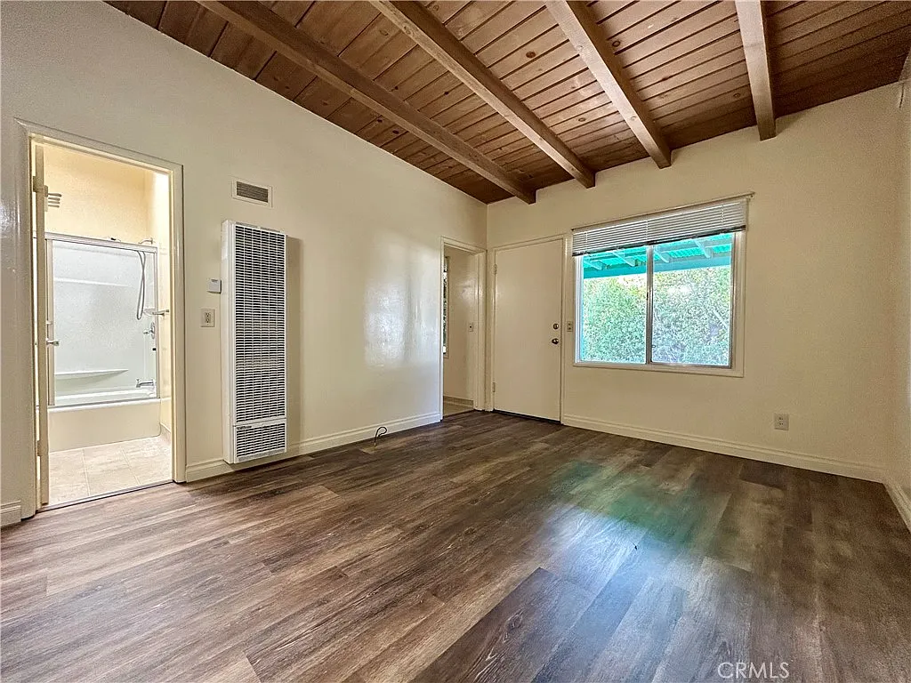 Studio, 331 sqft, $1,500 — Photo 2