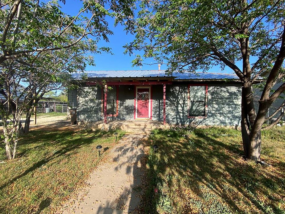 1st image of 1112 Luna St