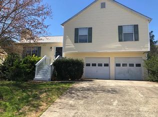 11 Huntcliff Dr, Cartersville, GA 30121