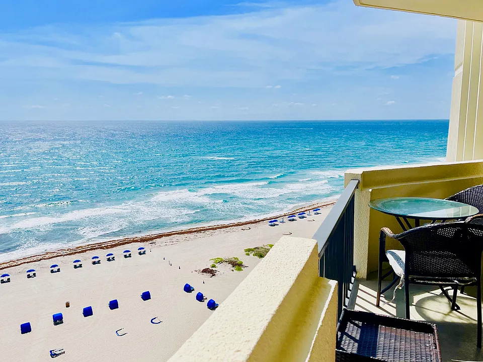 2800 N Ocean Dr #A-16D