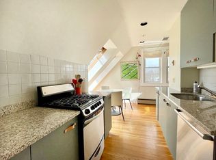 33 Royal Ave #3, Cambridge, MA 02138
