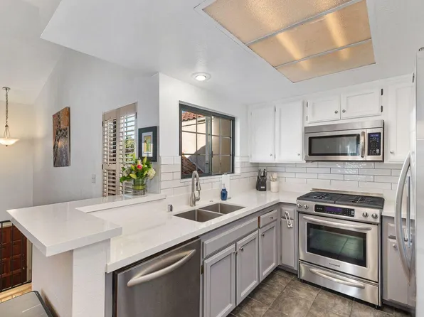 1230 Franciscan Ct Unit 4, Carpinteria, CA 93013