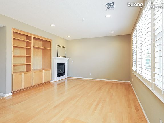 5th image of 5057 Sloan Way