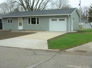 420 Poplar St, Osage, IA 50461