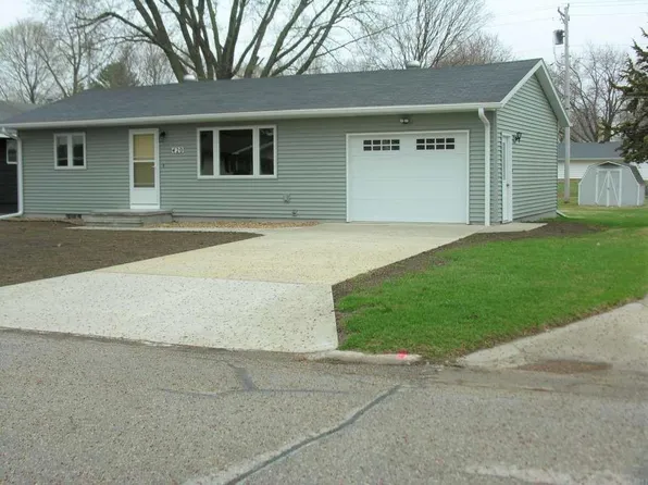 420 Poplar St, Osage, IA 50461