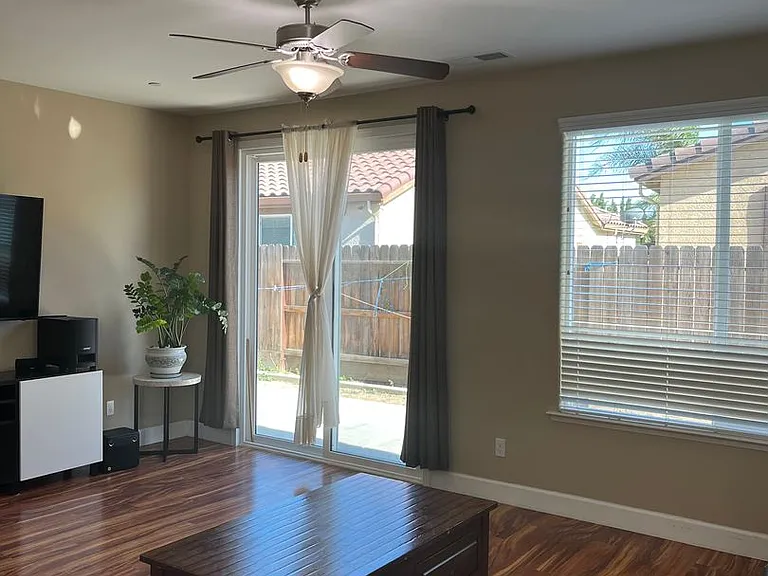 2487 N Mountainside Dr — Photo 25