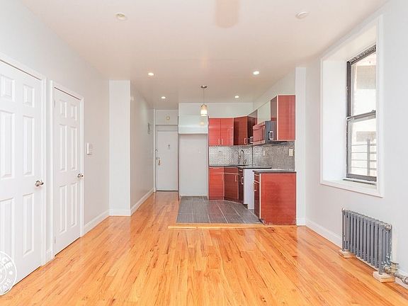 3rd image of 1715 Caton Ave APT 1C