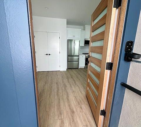 5th image of 1831 S Redondo Blvd #1831/12