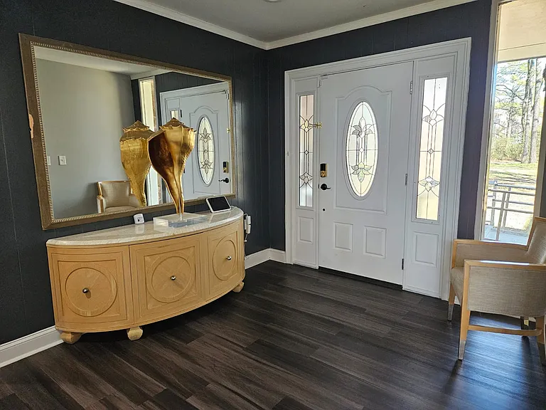 1801 Robin Hood Ln — Photo 28