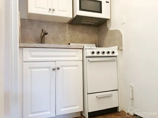 Rented by City Connections Realty | media 41