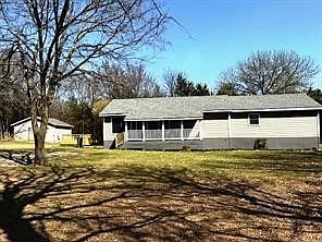 2nd image of 426 Gun Club Rd