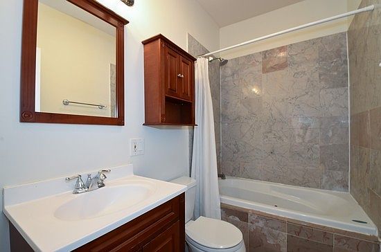 5th image of 2636 W Cortland St