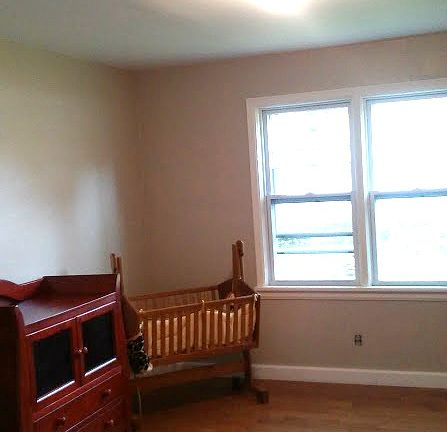 5th image of 1328 E Fairview Ave