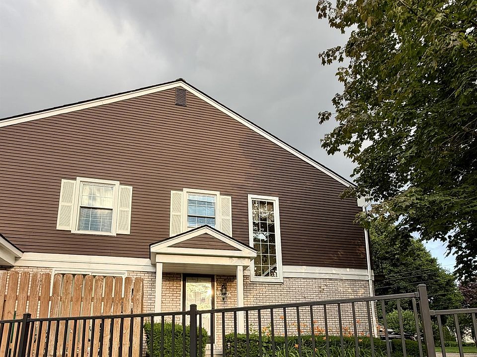 1st image of 23519 Stonehenge Blvd