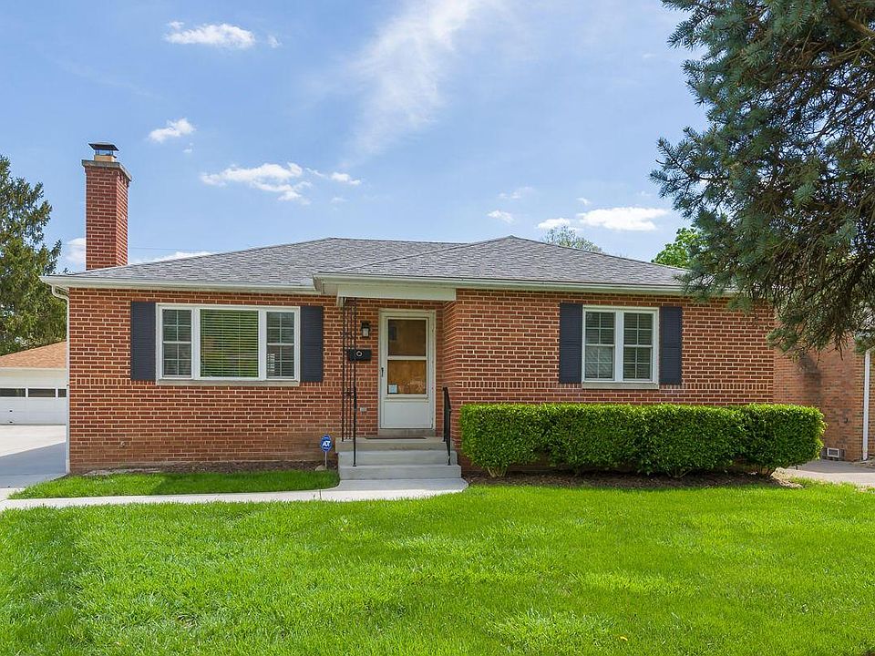 1st image of 133 Desantis Dr