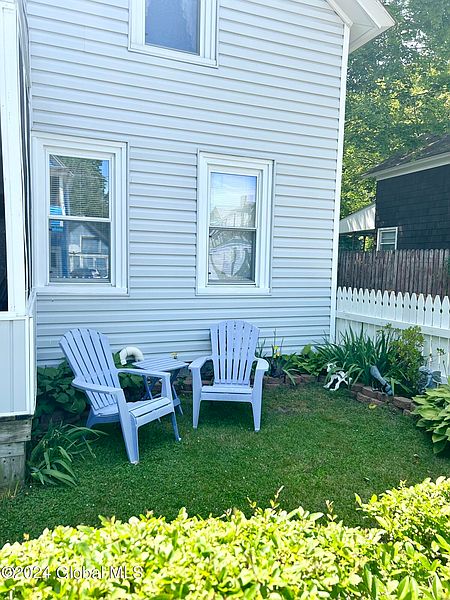 5th image of 26 Vanderheyden Street #520500 302.16-13-2