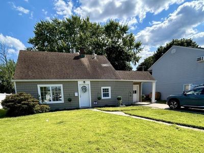 26 Needle Lane, Levittown, NY, 11756