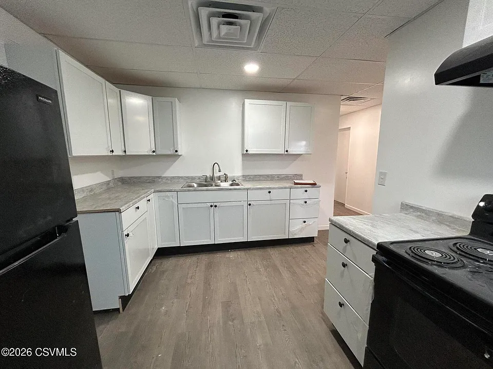 352 Market 1st Floor St