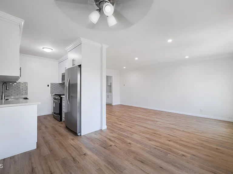 1736 N Normandie Ave #6 — Photo 6