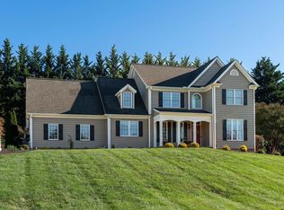 2916 Plantation Ln, Waynesboro, VA 22980