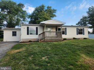 21 Parkview Dr, Elizabethtown, PA