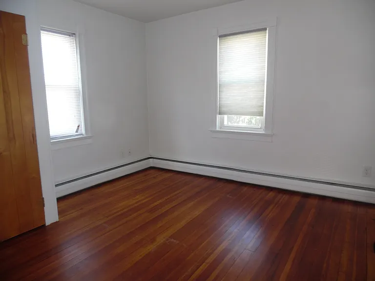 51 Union St #2 — Photo 6