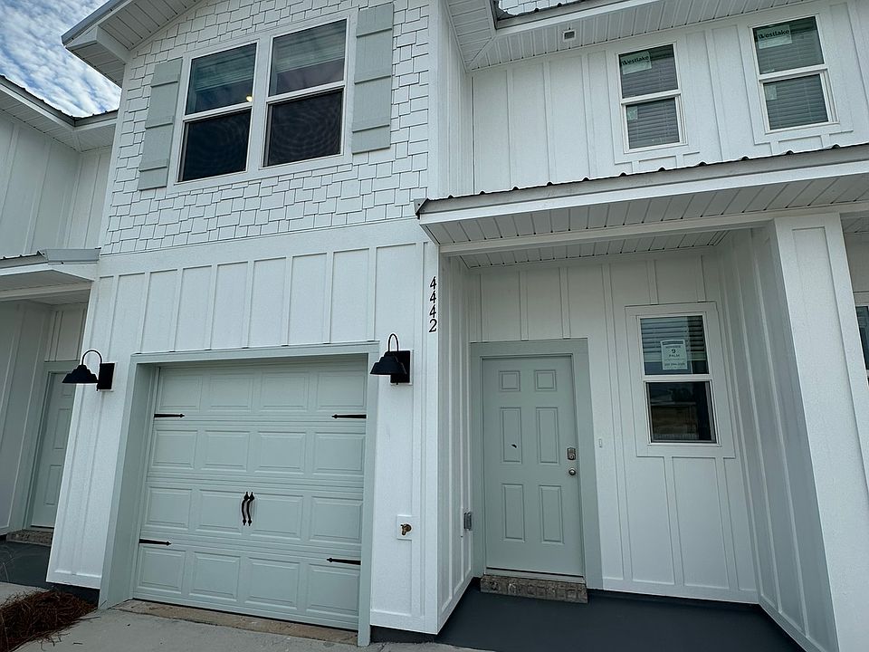 1st image of 4442 Lost Bay Dr