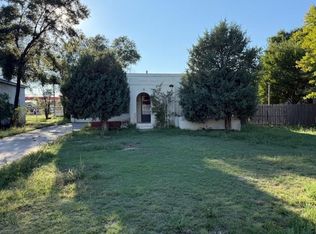 1025 S Monroe St, Hugoton, KS 67951