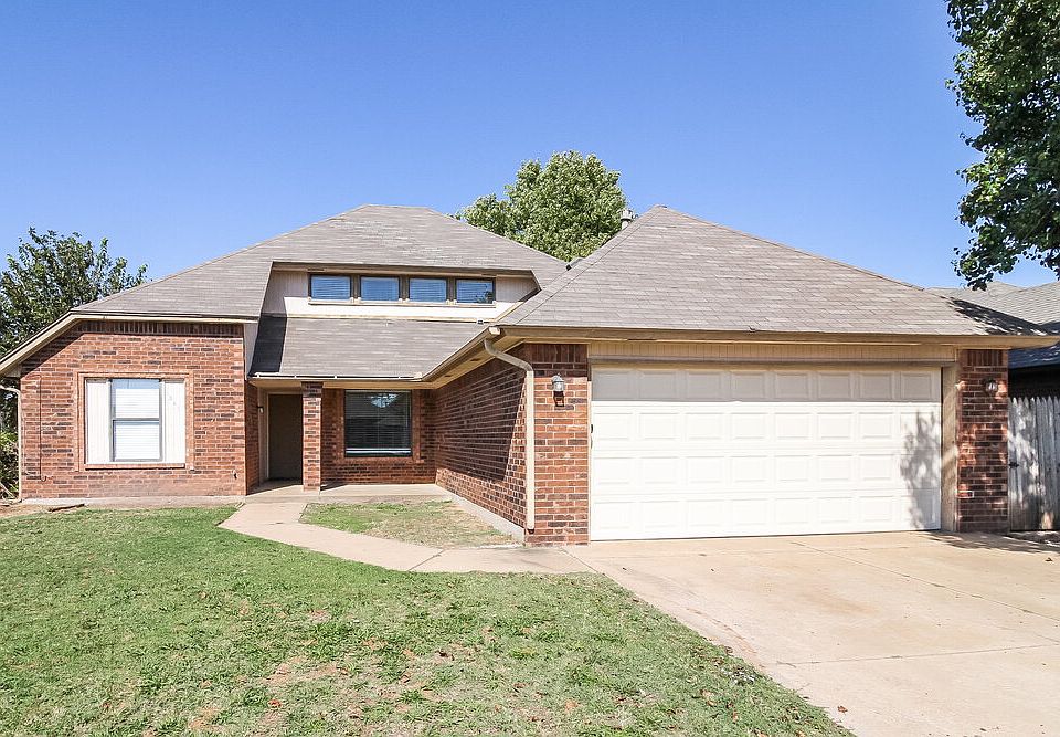 1st image of 1241 SW 132nd Pl
