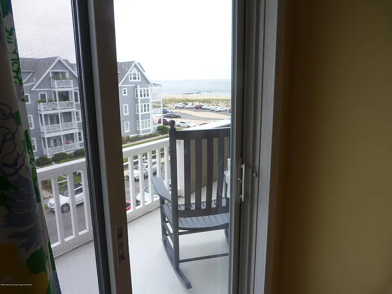 4 Ocean Ave #14 — Photo 23