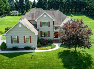 1611 Cohasset Ct, Sykesville, MD 21784