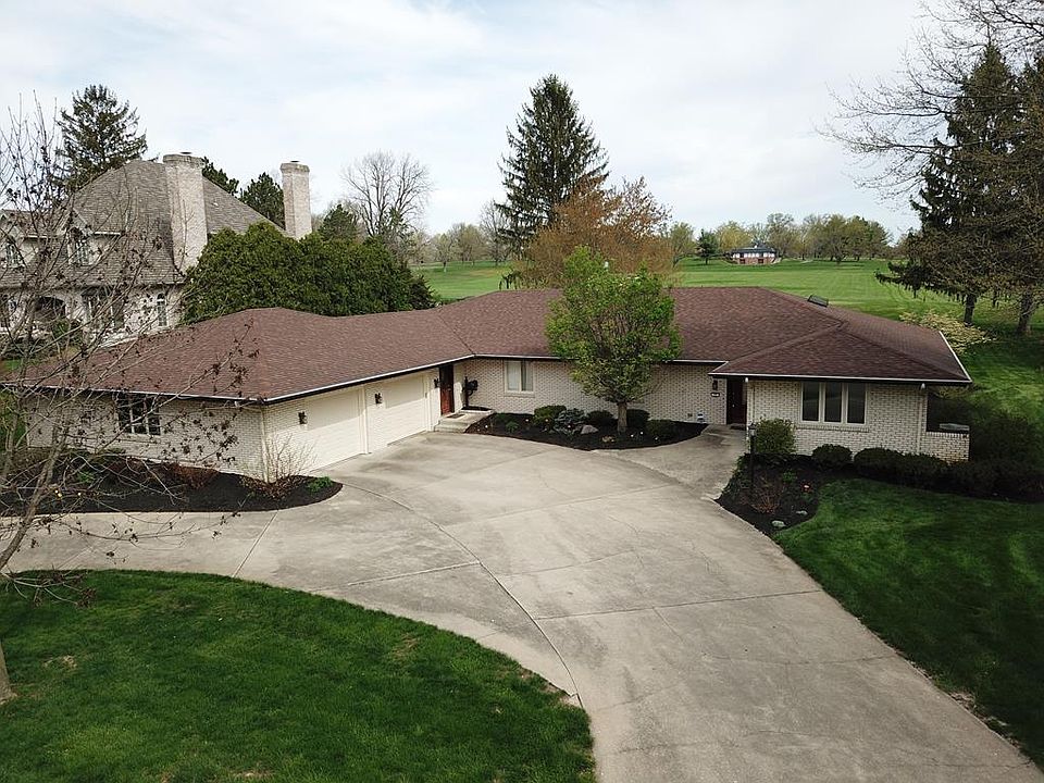 1st image of 32 Country Club Dr