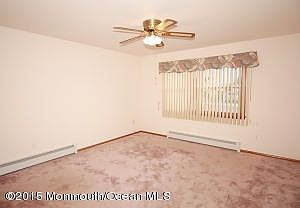 5th image of 80 Westport Dr