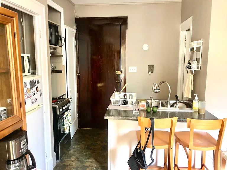 429 W Surf St #26 — Photo 7