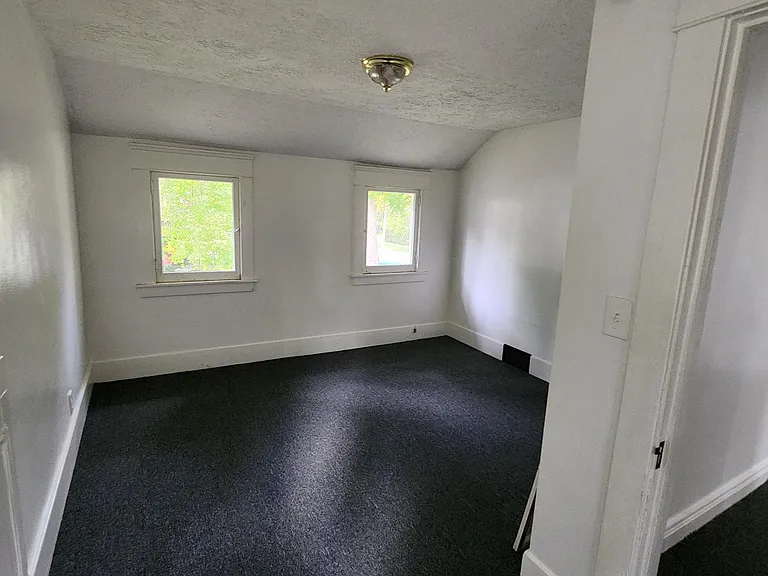 731 N Sycamore St #1/2 — Photo 8