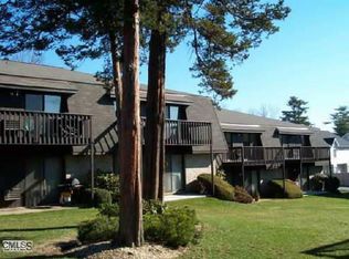180 Colonial Rd #C7, Stamford, CT 06902